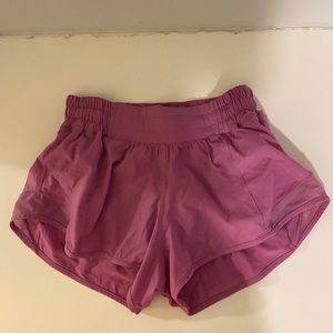 2.5 Limited Edition Lululemon Hotty Hot Short